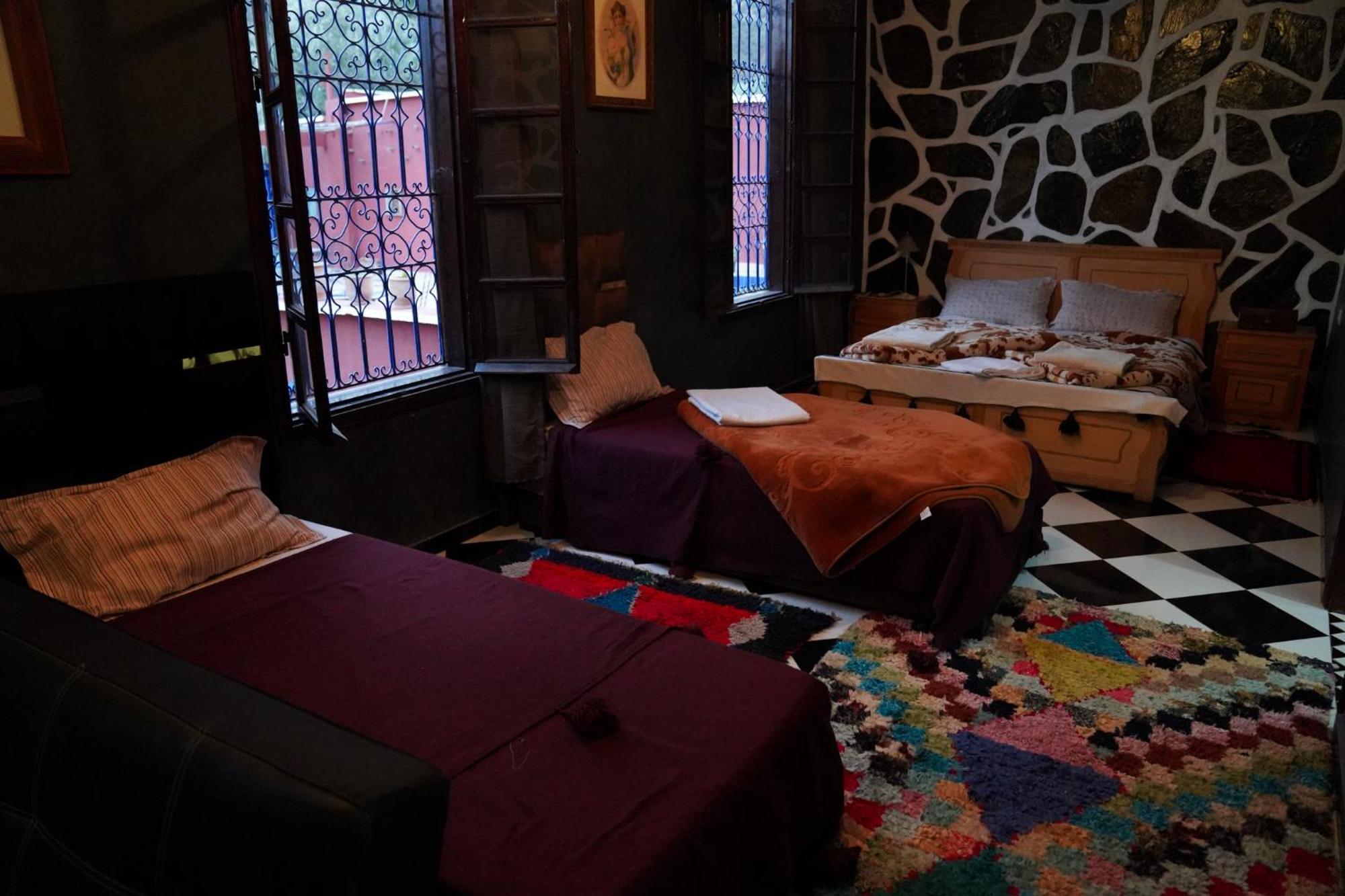 Riad Malak Ouirgane Phòng bức ảnh